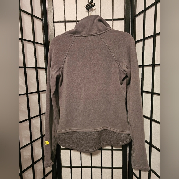 The North Face Gray/Green Fleece Lined Jacket with Yellow Logo Size Small - Picture 2 of 5
